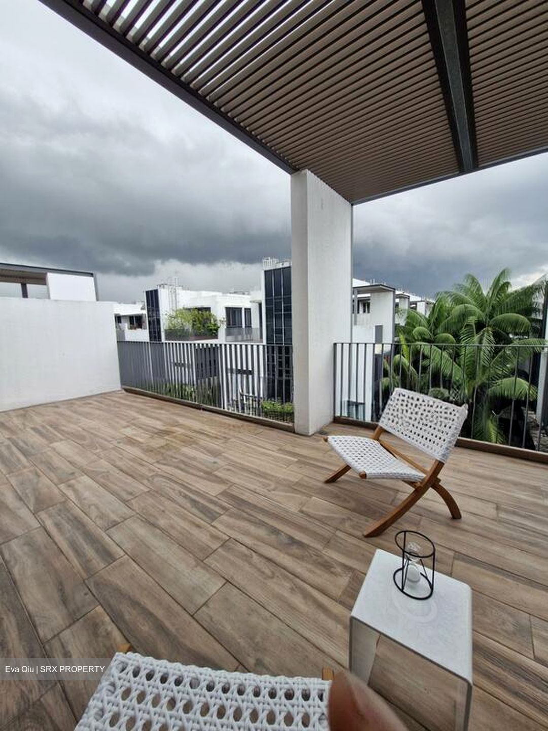 Sunrise Avenue (D28), Terrace #504475531